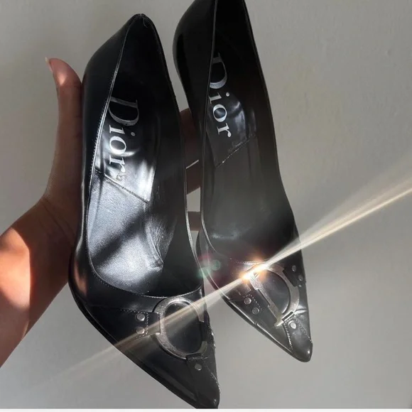 VINTAGE CHRISTIAN DIOR HEELS - Picture 2 of 8